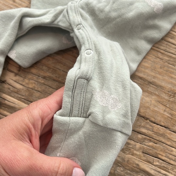 Rylee & Cru - Cloud Snap Onesie - Picture 7 of 8